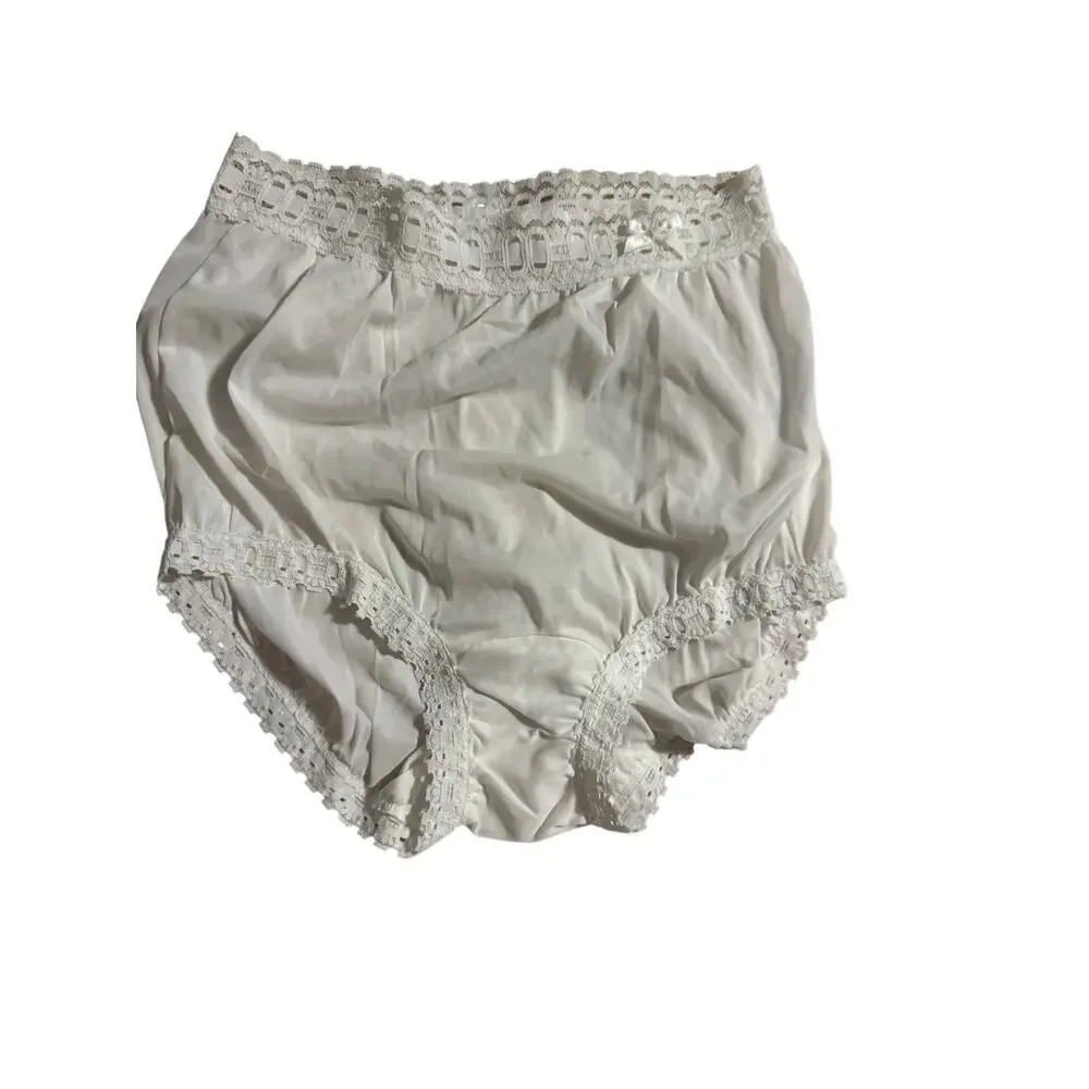 Vintage Olga Fashion Scoop Panties Set of 2 Size 6 White Nylon Lace Briefs 873